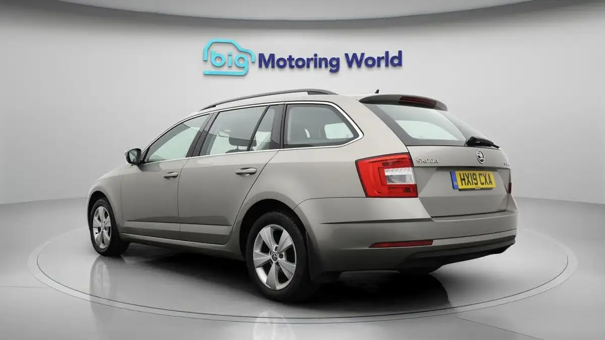 2019-skoda-octavia-10-tsi-se-technology-estate-big-5