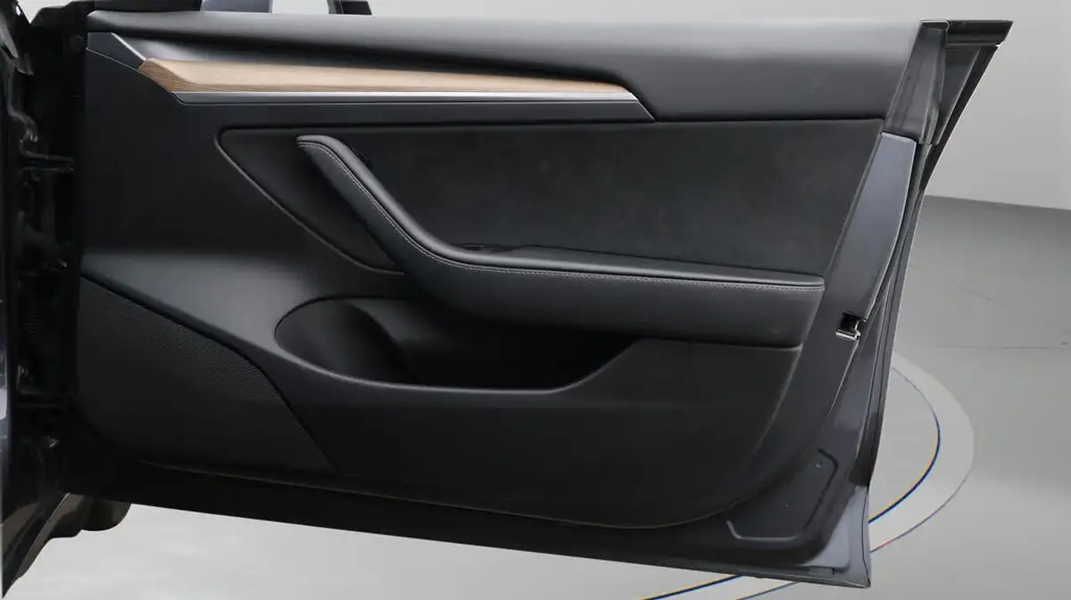 2021-tesla-model-3-e-long-range-awd-big-15