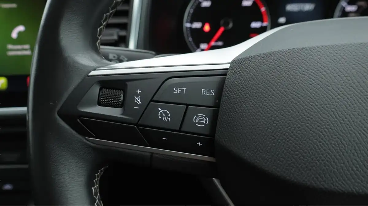 2022-seat-ateca-20tdi-se-technology-150ps-dsg-big-22