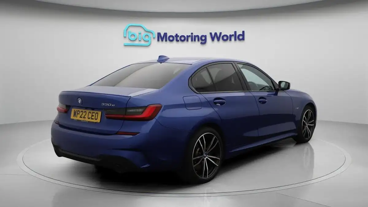 2022-bmw-3-series-20-330e-m-sport-pro-pack-saloon-4d-big-7