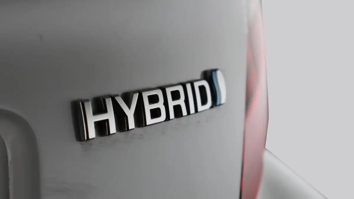 2023-toyota-c-hr-18-vvt-i-icon-120bhp-big-21