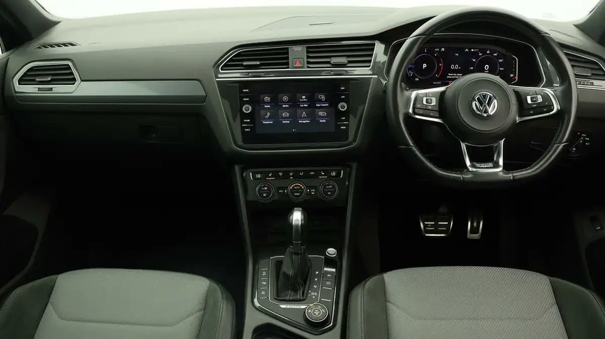 2019-volkswagen-tiguan-20bitdi-r-line-tech-big-12