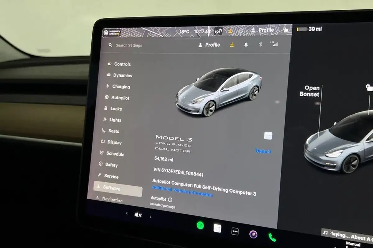 2020-tesla-model-3-e-long-range-big-13