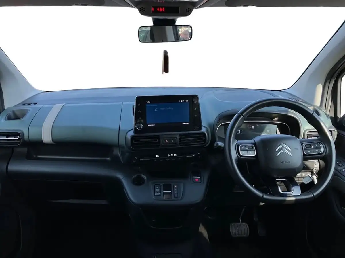 2023-citroen-berlingo-e-flair-xtr-m-size-big-9