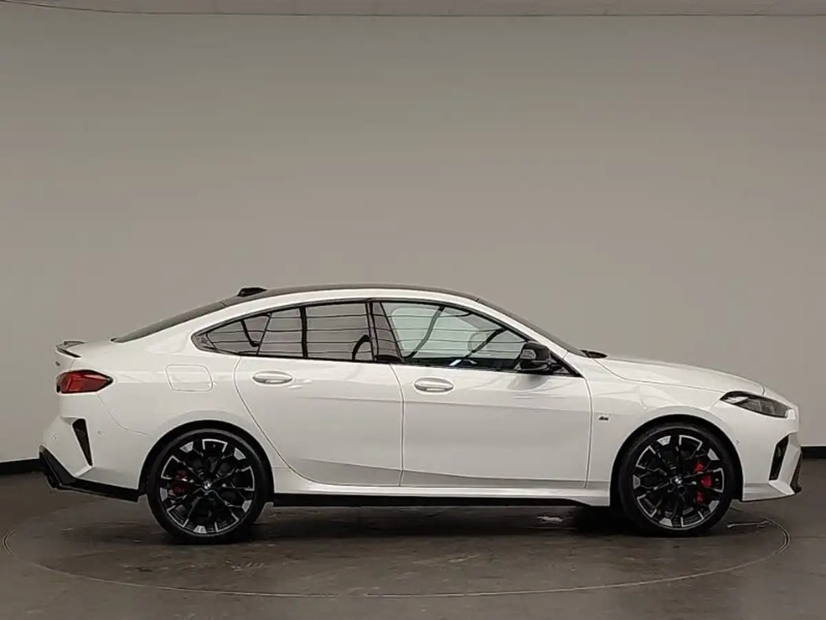 2025-bmw-2-series-20-m235i-xdrive-296bhp-big-2