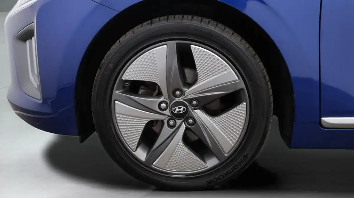 2020-hyundai-ioniq-16-gdi-premium-se-hybrid-big-18