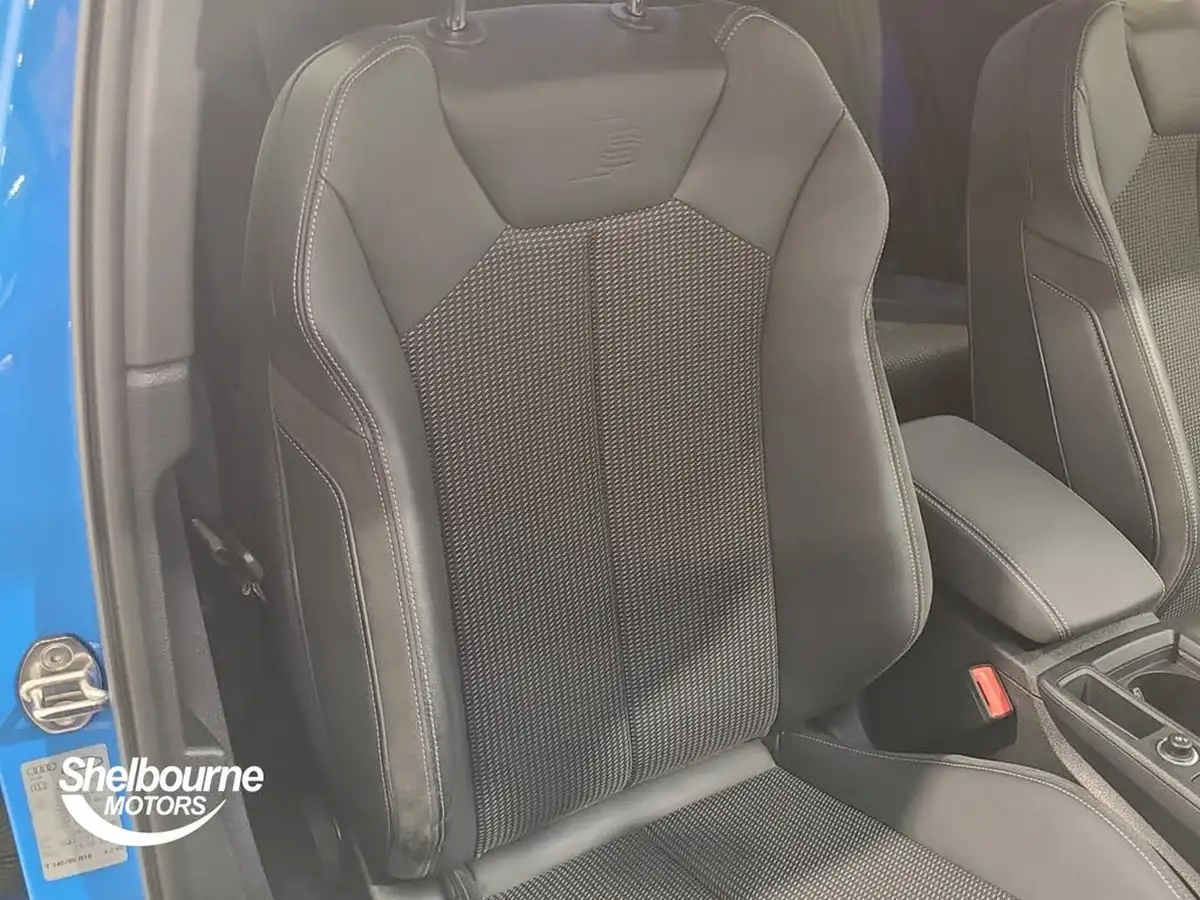 2022-audi-q3-15-35-tfsi-black-edition-codcomfort-sound-pack-station-wagon-big-36