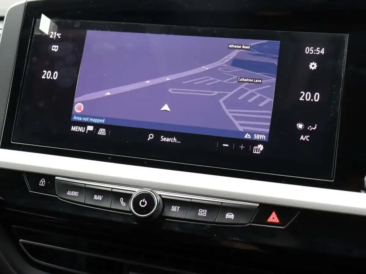 2022-vauxhall-grandland-12-elite-big-24