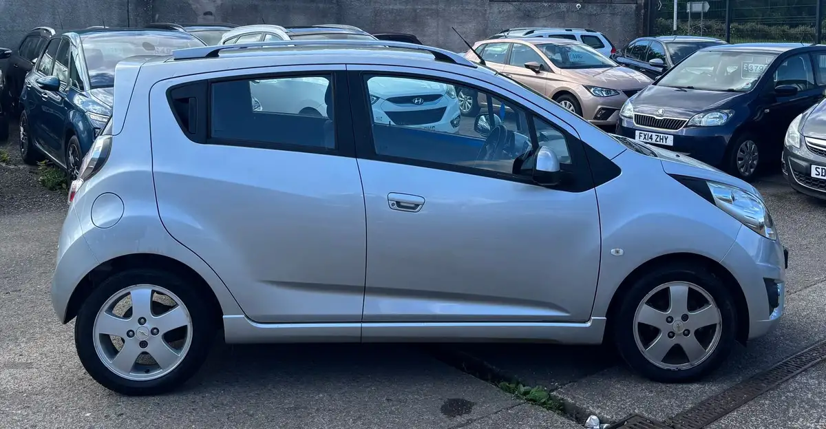 2012-chevrolet-spark-12-ls-big-4