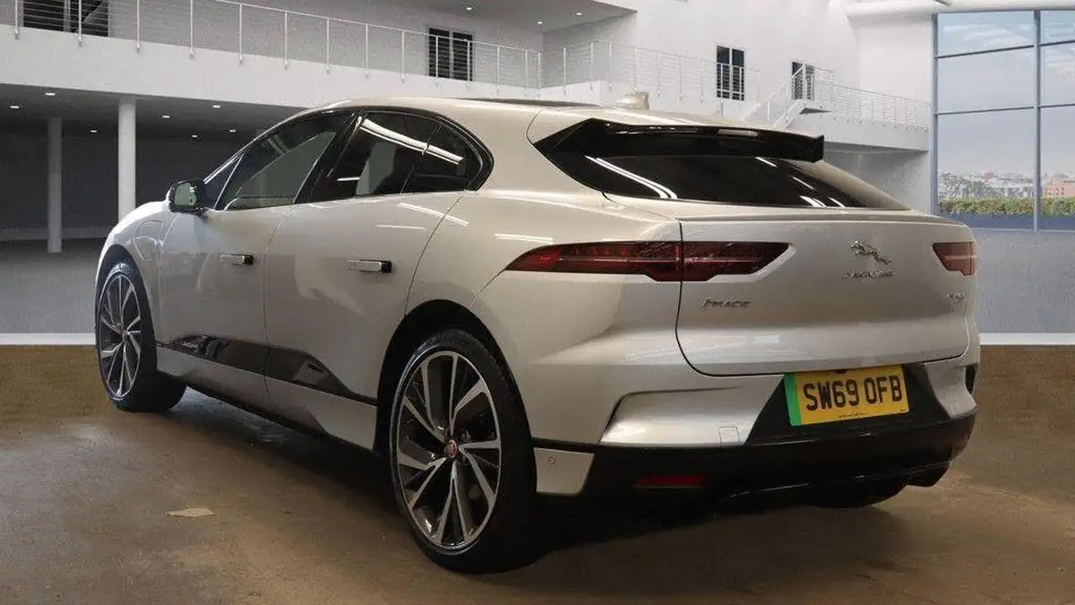 2019-jaguar-i-pace-ev400-hse-big-3