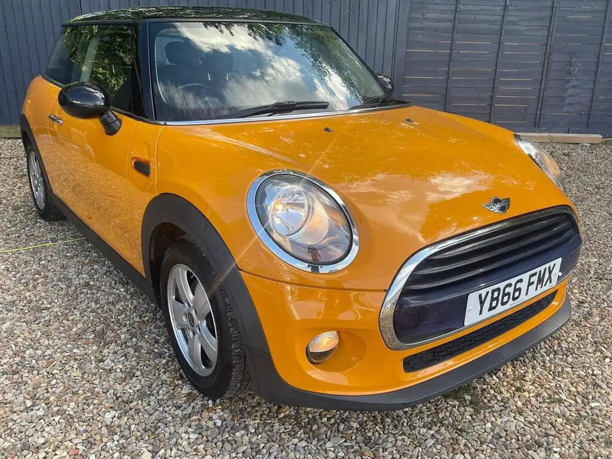 2016-mini-cooper-15-cooper-ss-hatchback-3d-big-6