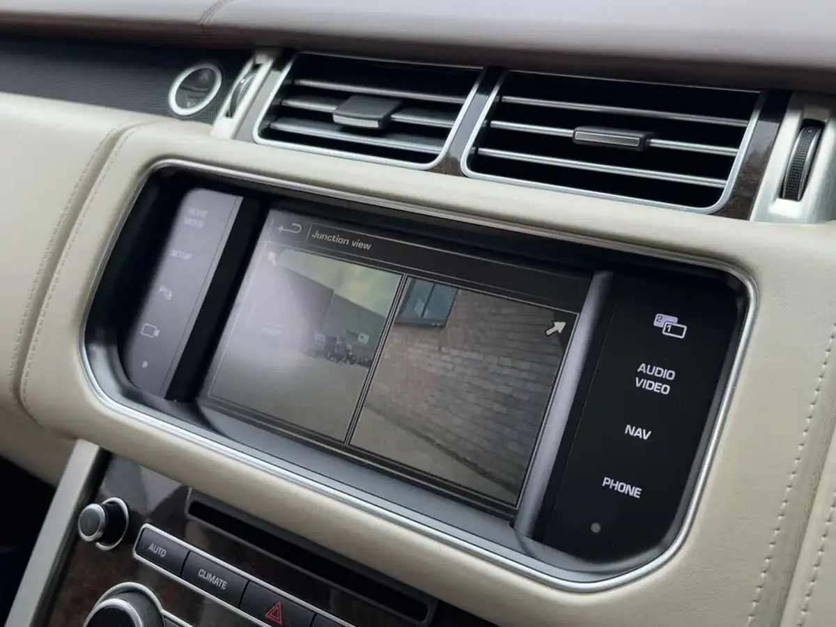 2014-land-rover-range-rover-44-sdv8-autobiography-44sd-v8-339bhp-ss-station-wagon-big-22