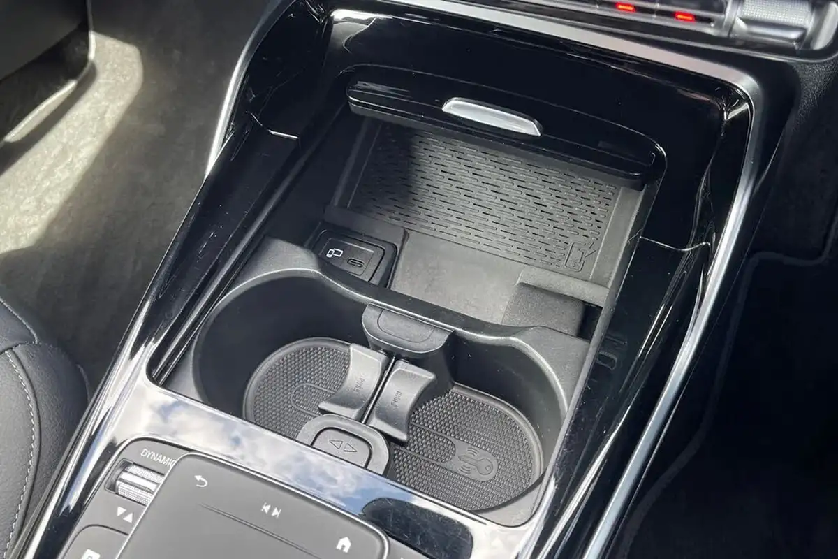 2021-mercedes-benz-a-class-20-a35-amg-premium-edition-hatchback-5d-big-57