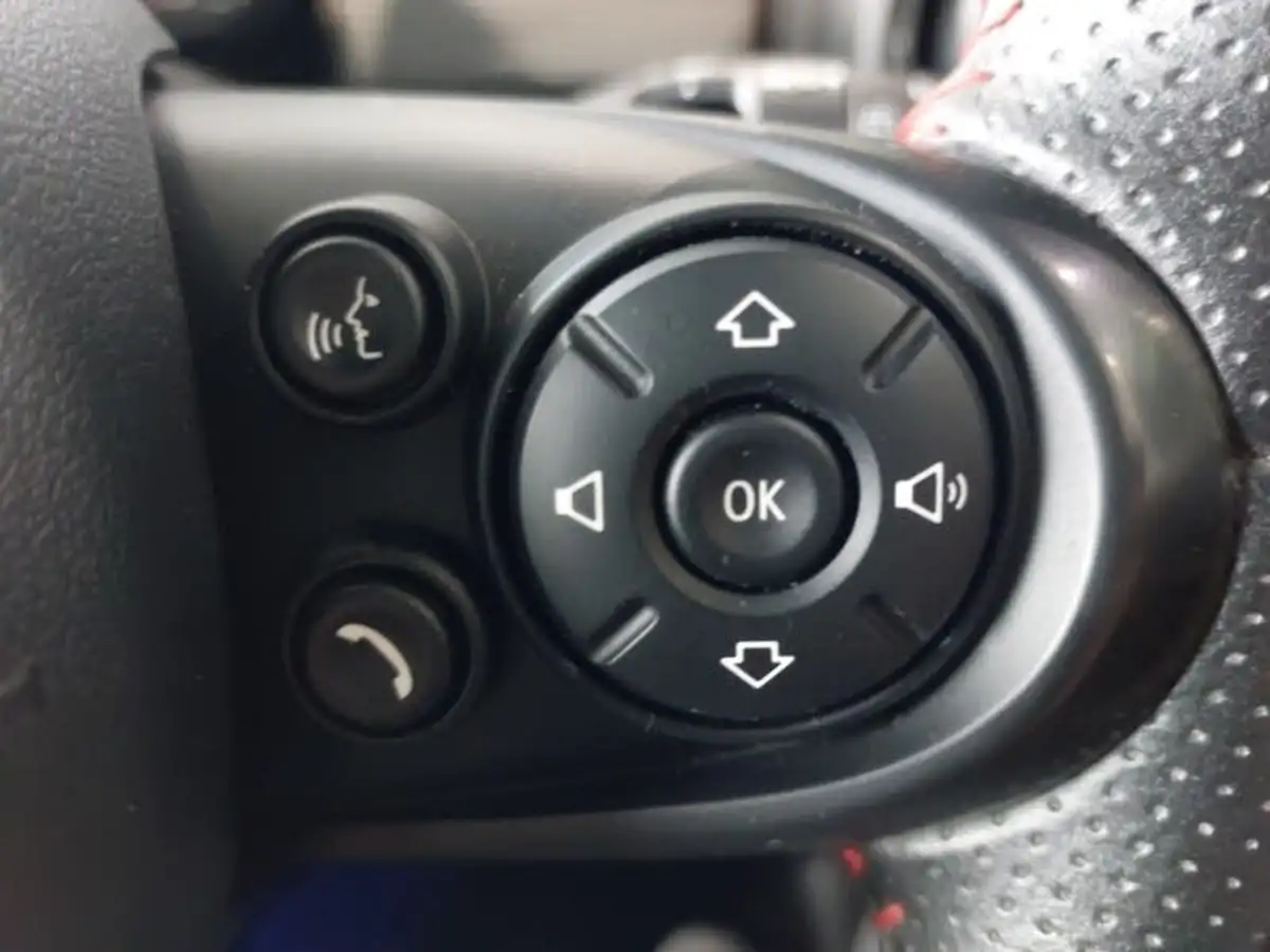 2020-mini-cooper-15-cooper-sport-hatchback-5d-big-13