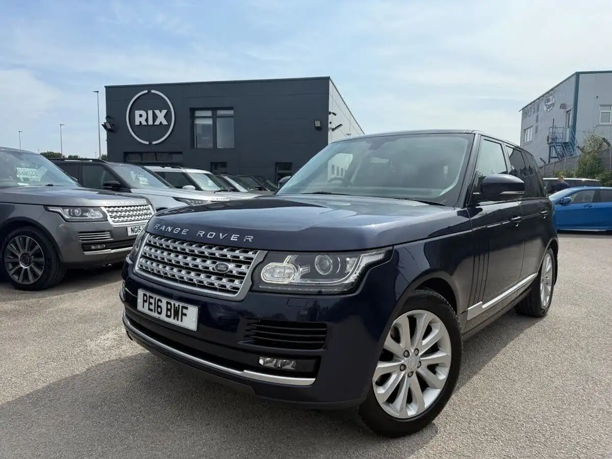 2016-land-rover-range-rover-30tdv6-vogue-30td-v6-awd-big-0