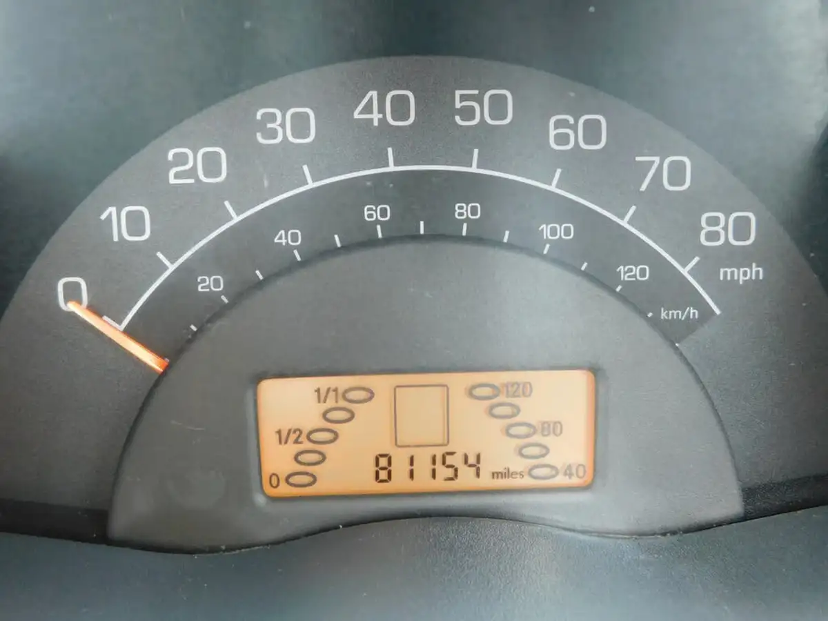 2006-smart-smart-07-fortwo-passion-hatchback-3d-big-11
