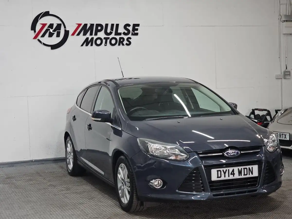 2014-ford-focus-10-titanium-navigator-scti-125ps-hatchback-big-4