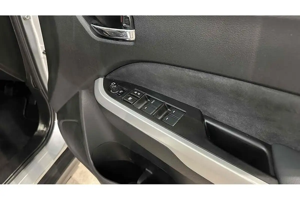2018-suzuki-vitara-16-sz5-big-37