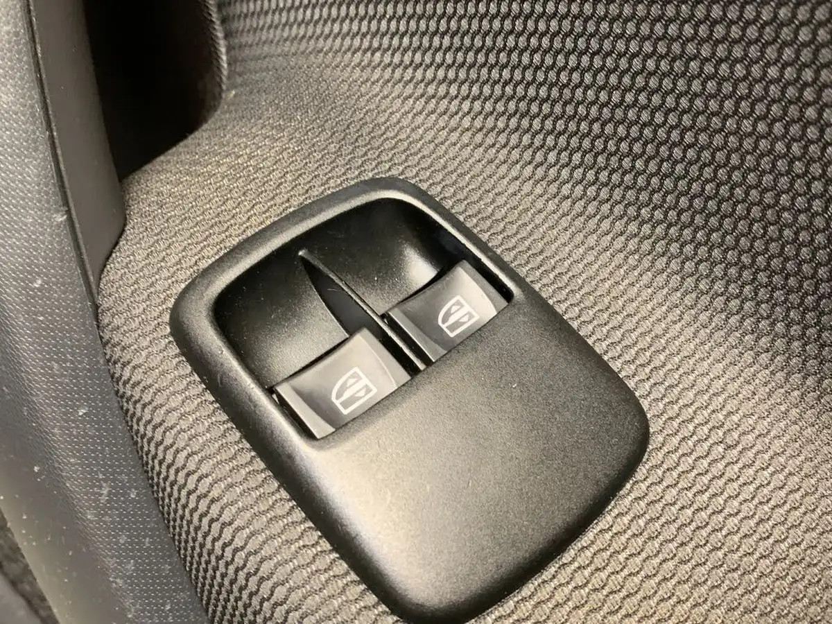 2020-smart-forfour-eq-passion-advanced-big-26