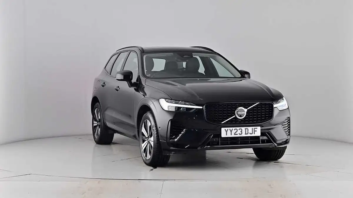 2023-volvo-xc60-20-b5-plus-big-52