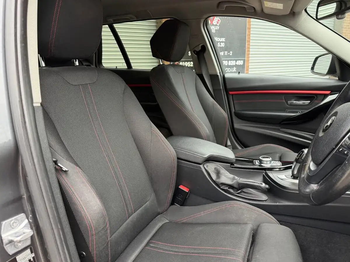 2017-bmw-3-series-15-318i-sport-touring-5d-auto-big-35