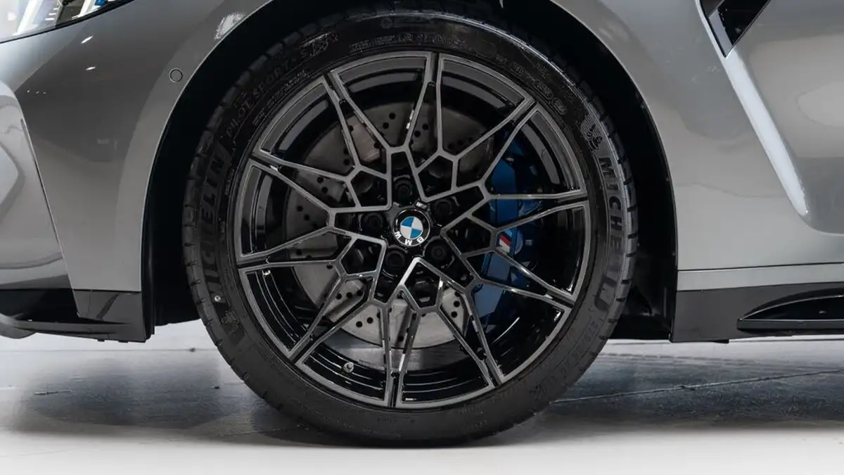 2024-bmw-3-series-30-m3-competition-m-touring-5d-big-9