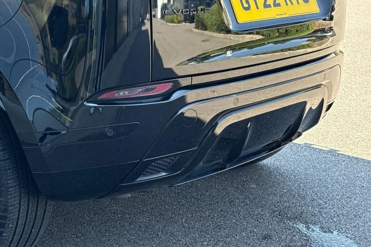 2022-land-rover-range-rover-evoque-20-d200-r-dynamic-hse-big-21