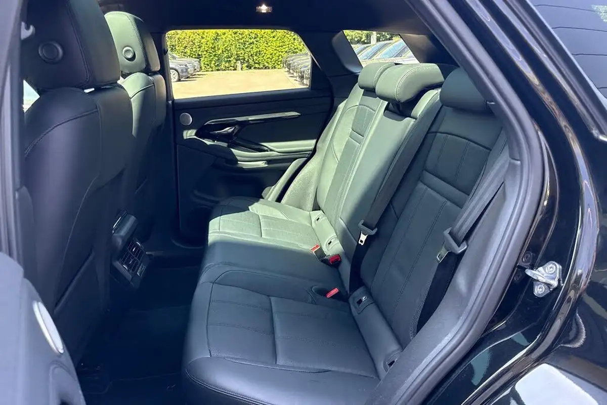 2022-land-rover-range-rover-evoque-20-d200-r-dynamic-hse-big-45