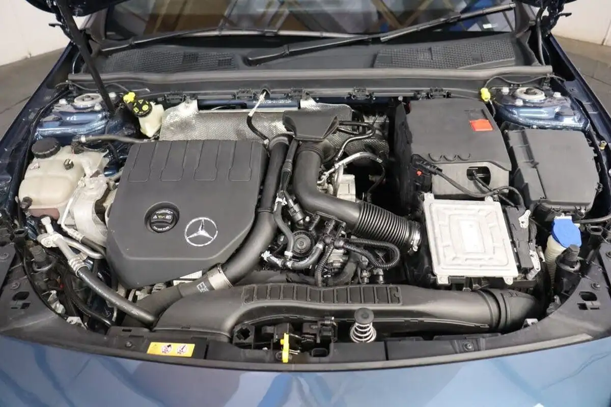 2022-mercedes-benz-a-class-13-a180-amg-line-executive-edition-hatchback-5d-7g-dct-big-18
