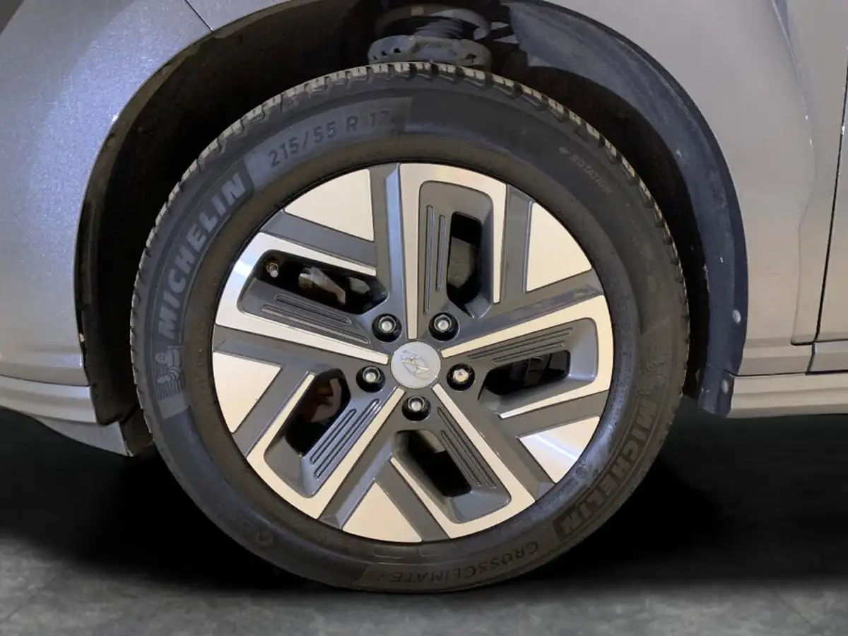 2021-hyundai-kona-e-premium-204ps-64kwh-7kw-obc-big-32