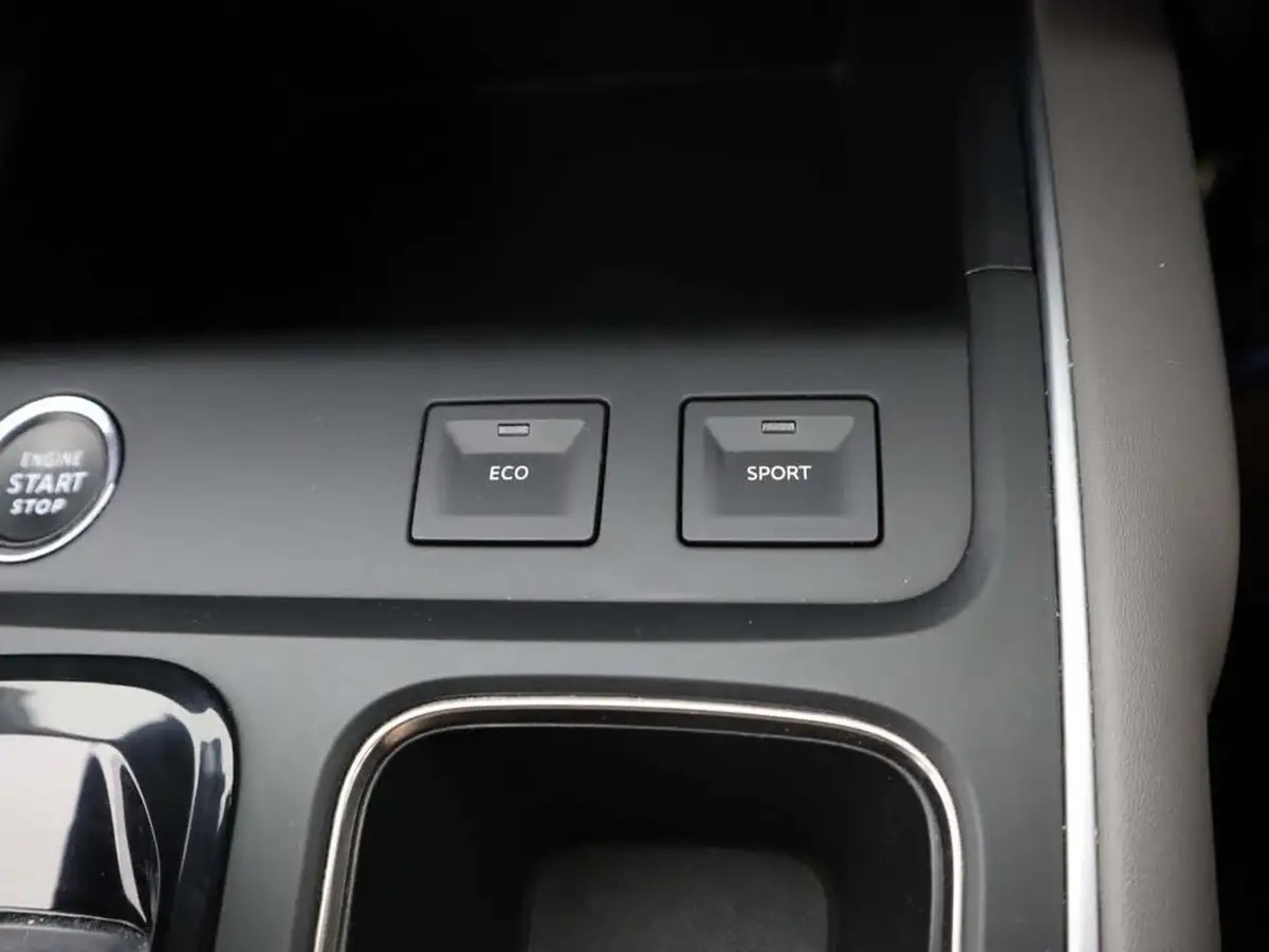 2022-citroen-c5-aircross-15bluehdi-shine-plus-eat8-big-32