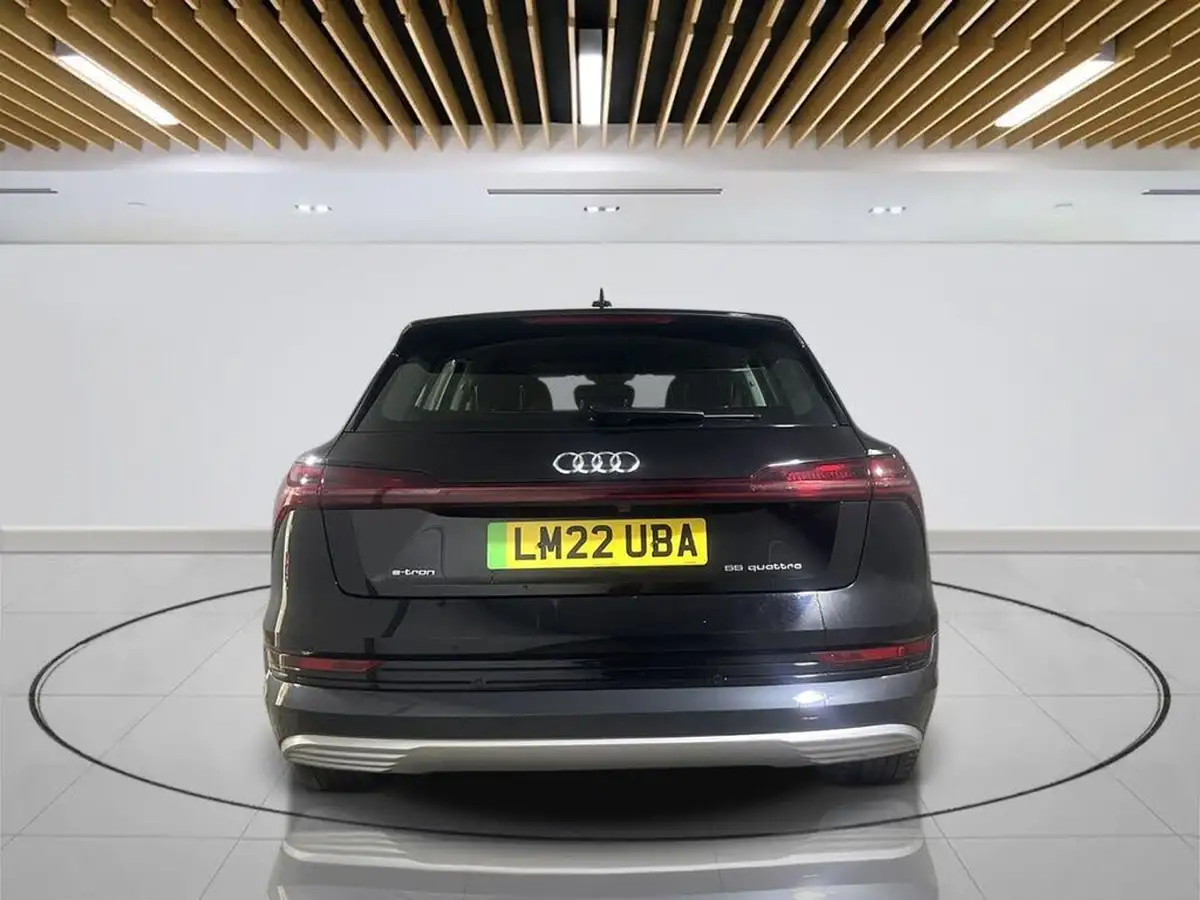 2022-audi-e-tron-55e-sport-station-wagon-big-4
