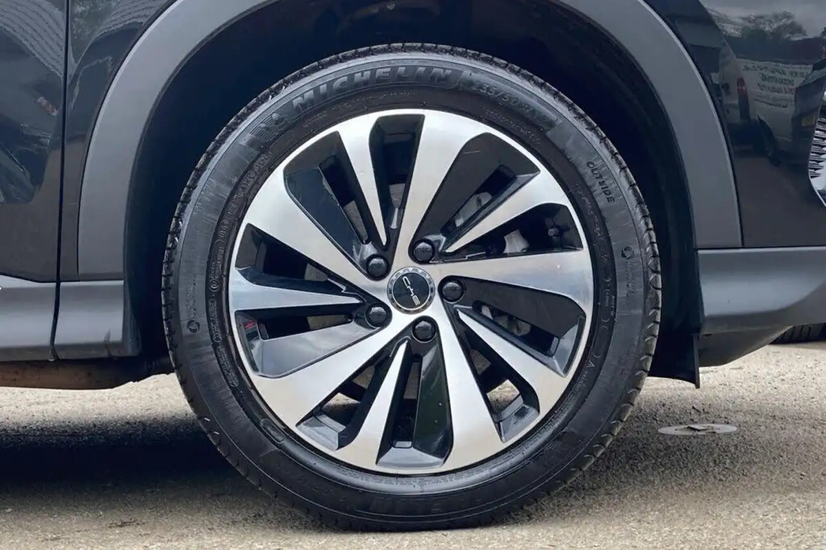 2024-byd-seal-15-comfort-big-24