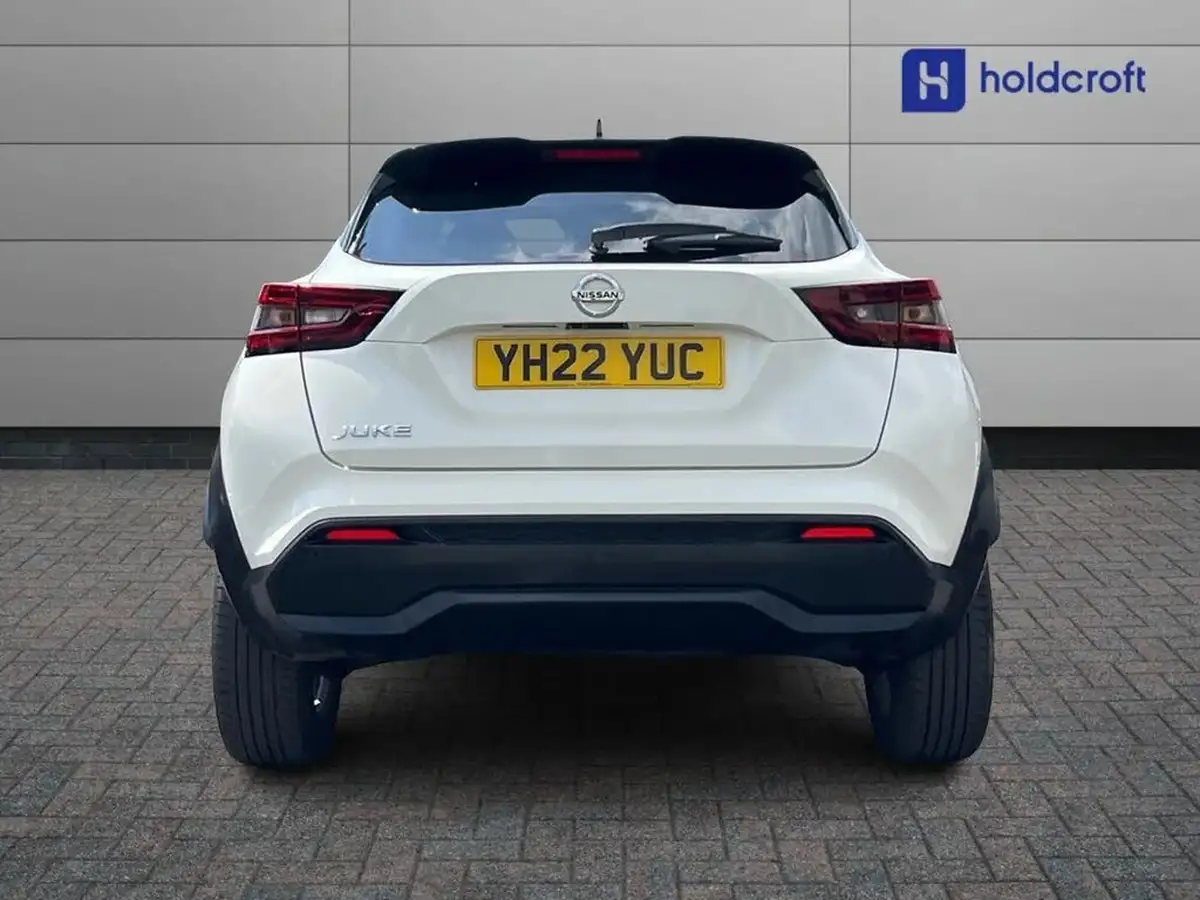 2022-nissan-juke-10-dig-t-n-connecta-big-4