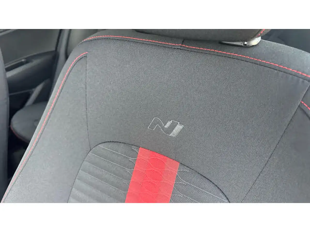 2024-hyundai-i10-10-t-gdi-n-line-90ps-two-tone-roof-big-24