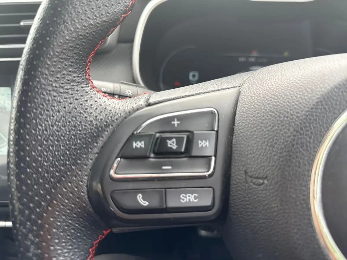 2022-mg-zs-suv-15-vti-tech-exclusive-big-15