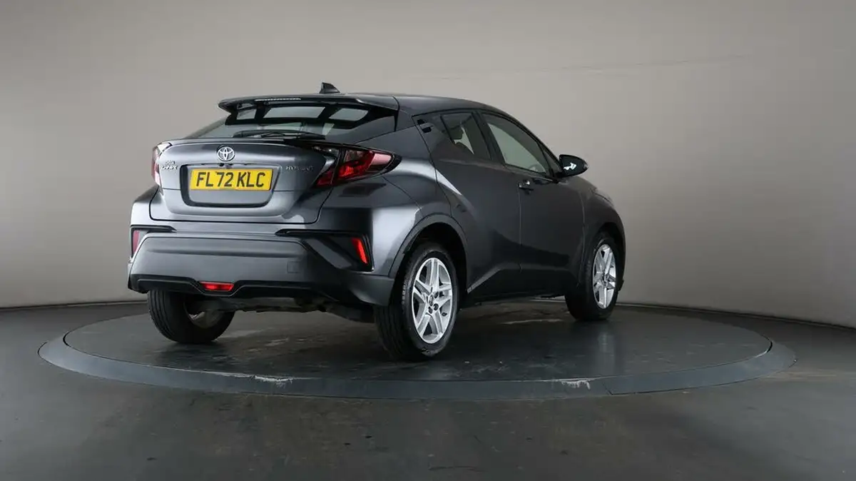 2022-toyota-c-hr-18-vvt-i-icon-big-67