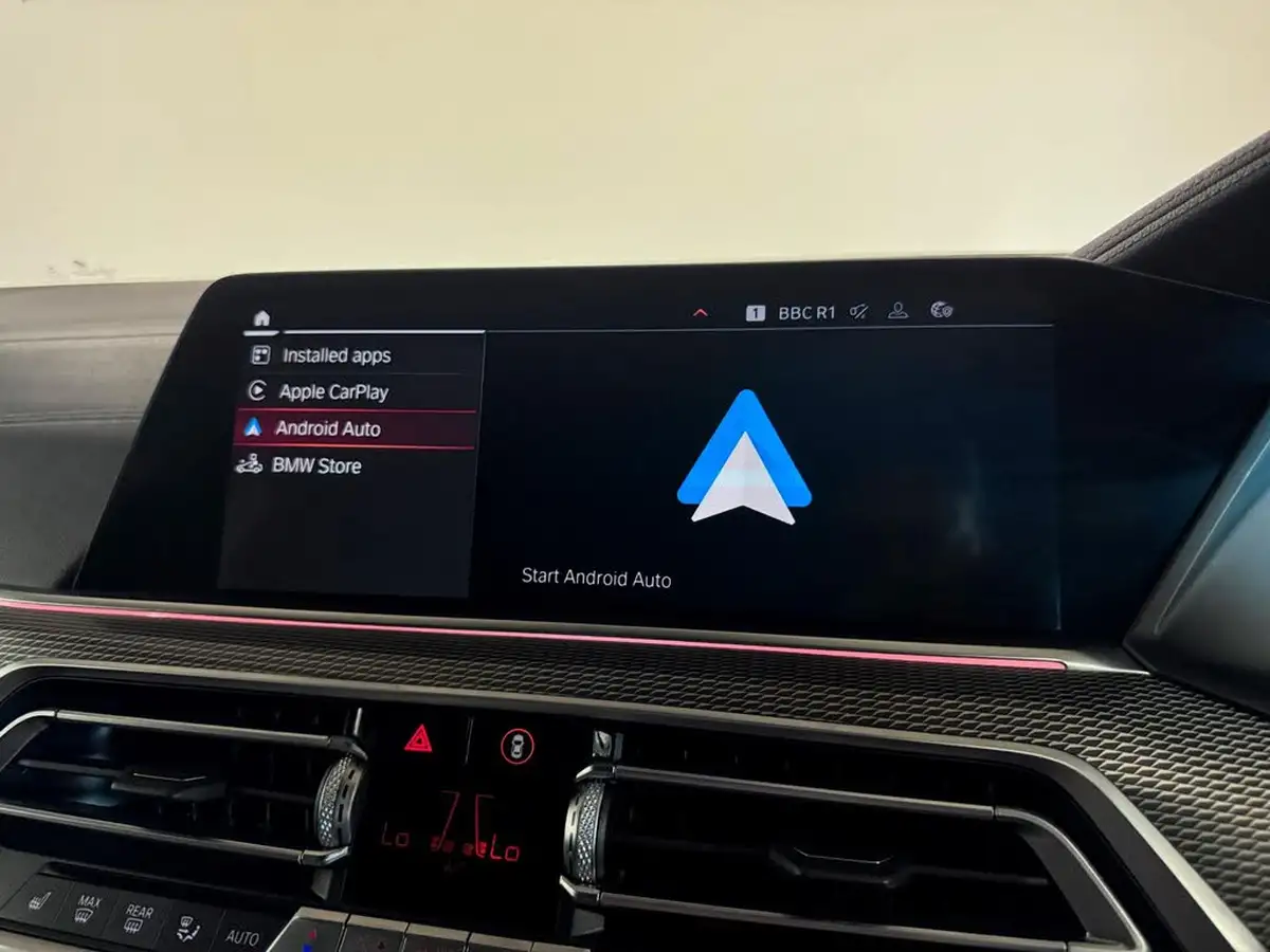 2021-bmw-x5-44-m50i-big-47