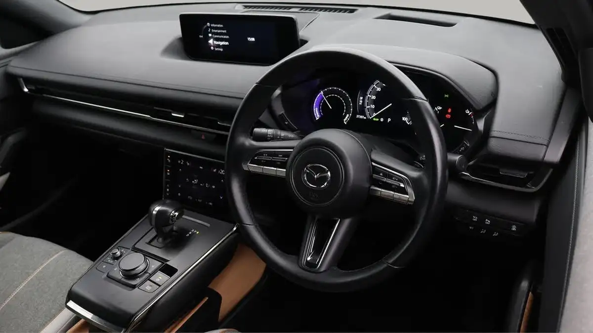 2021-mazda-mx-30-e-first-edition-big-9