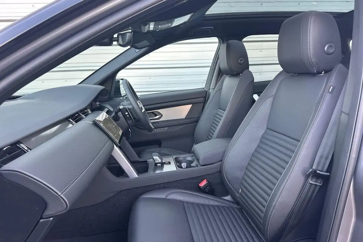 2024-land-rover-discovery-sport-20-d200-dynamic-se-big-41