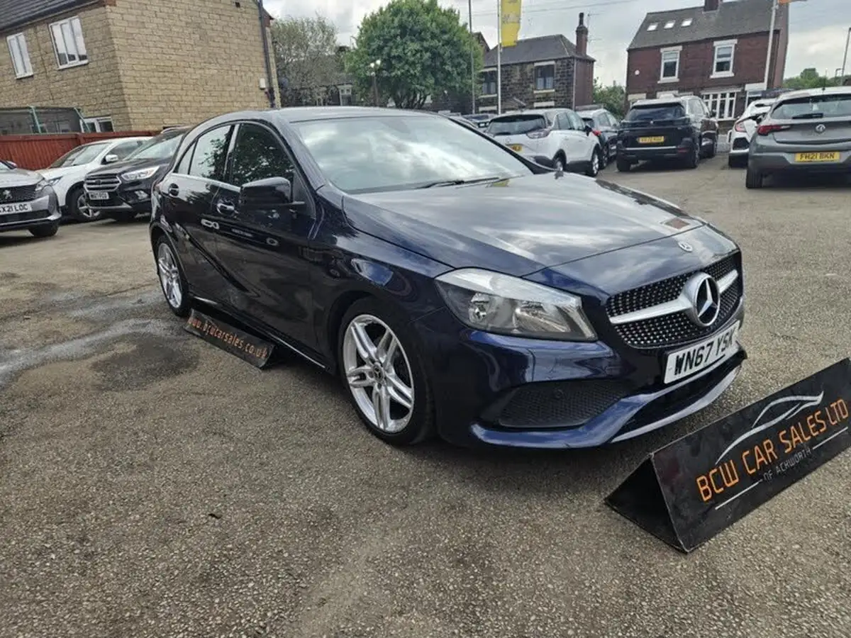 2017-mercedes-benz-a-class-15d-a180d-amg-line-ss-7g-dct-big-1