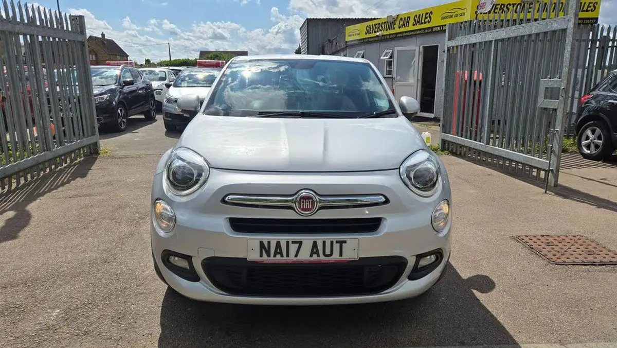 2017-fiat-500x-16-e-torq-lounge-big-1
