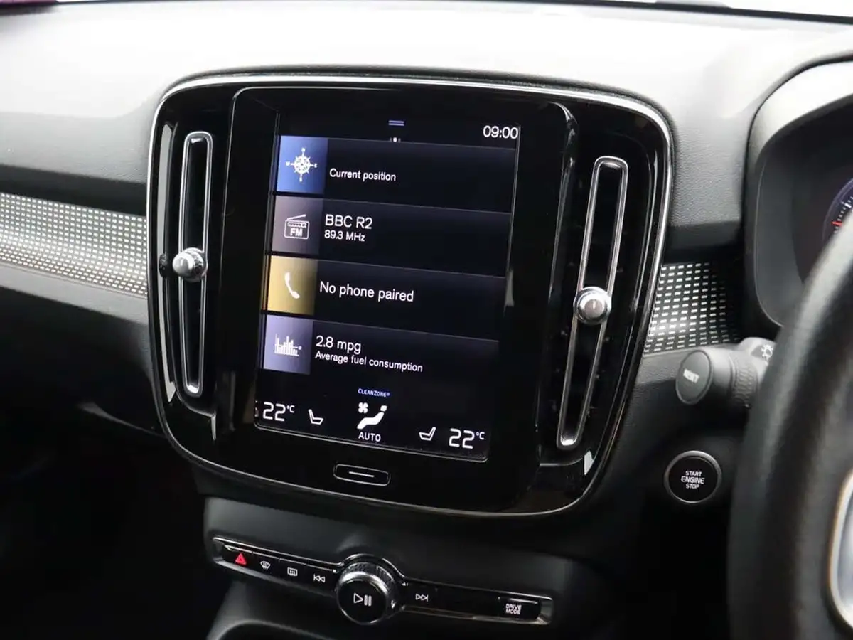 2020-volvo-xc40-15-t3-r-design-pro-big-27