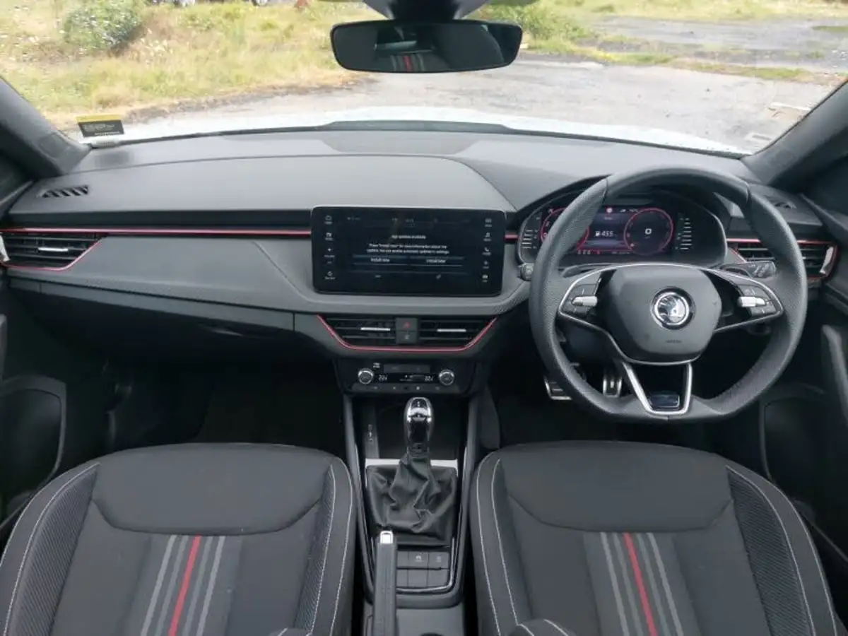 2024-skoda-kamiq-10-tsi-monte-carlo-116ps-dsg-big-2