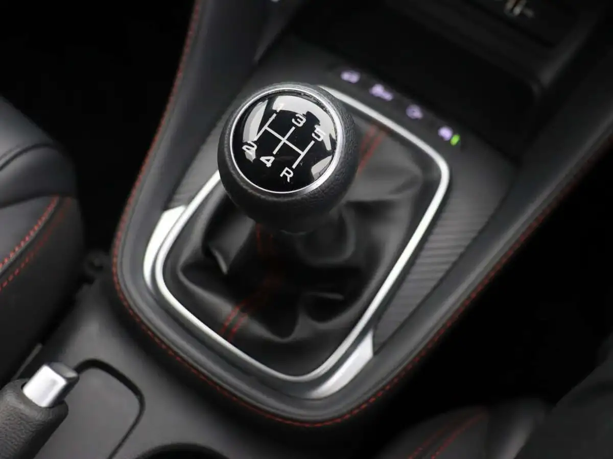 2022-mg-zs-suv-15-vti-tech-exclusive-big-37