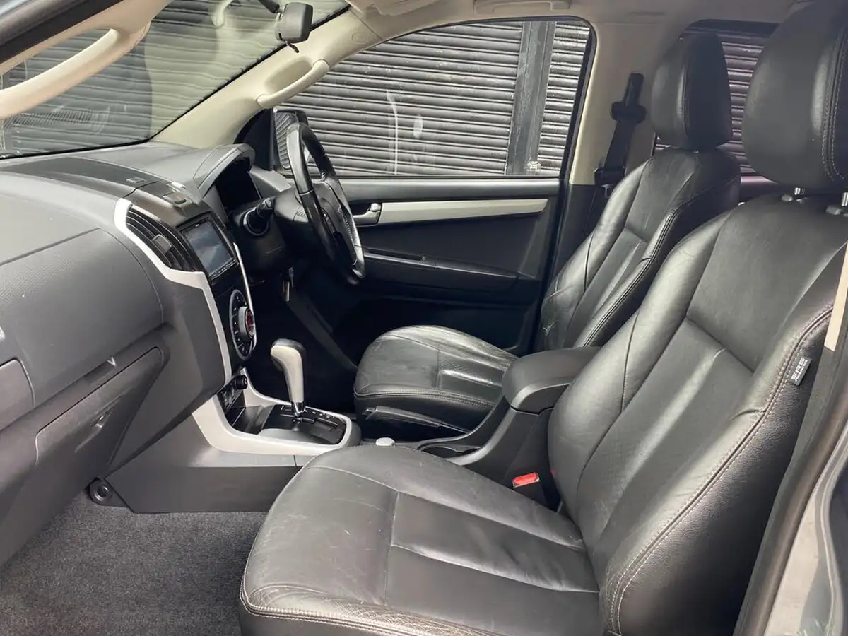 2017-isuzu-d-max-25td-utah-huntsman-auto-big-16