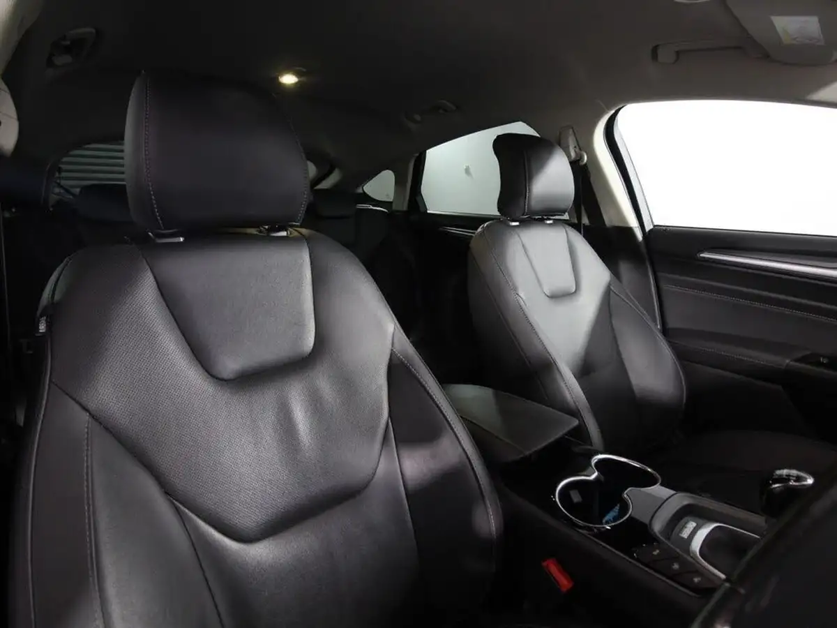 2015-ford-mondeo-15t-titanium-ss-hatchback-big-9