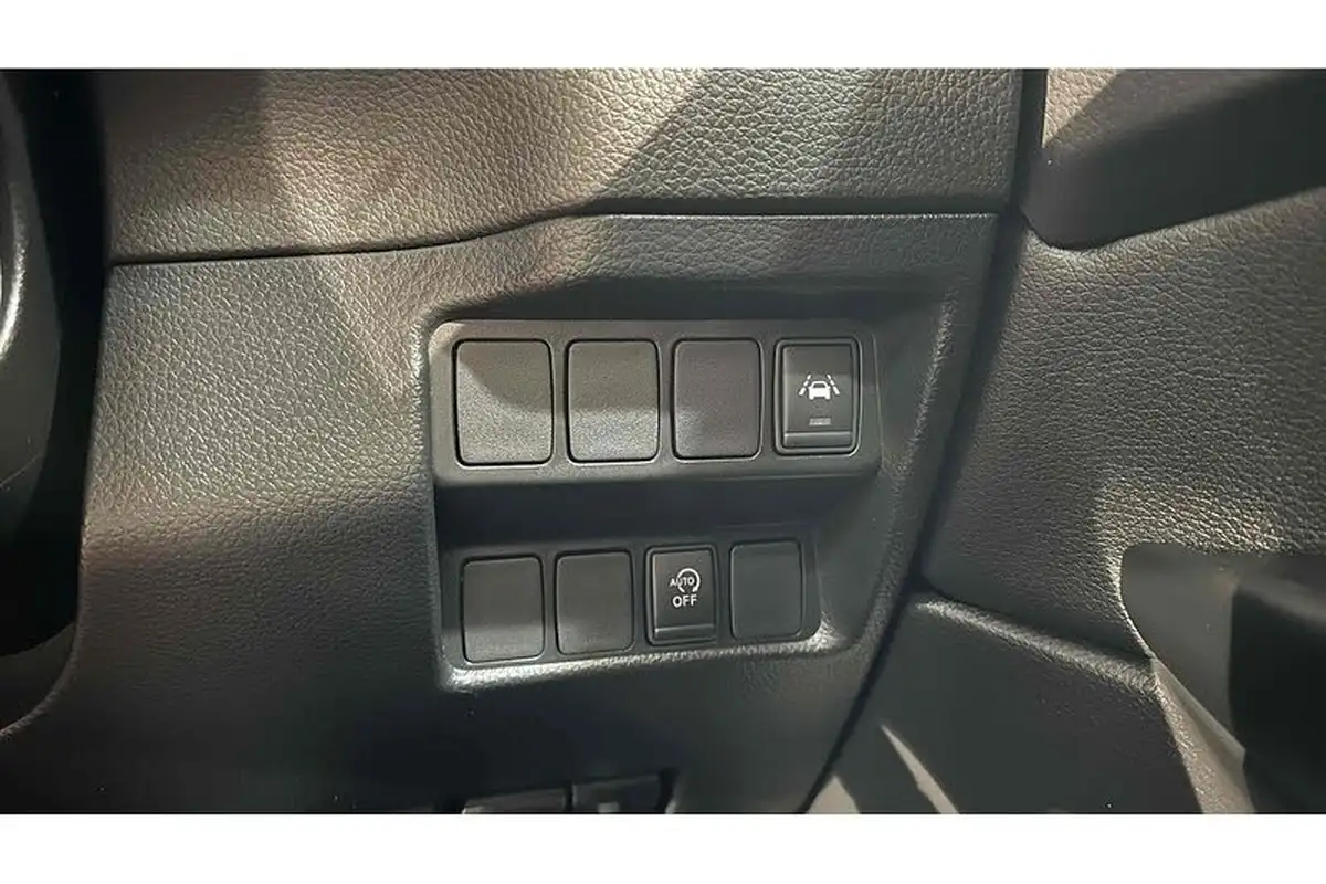 2018-nissan-qashqai-13-dig-t-tekna-160ps-big-36
