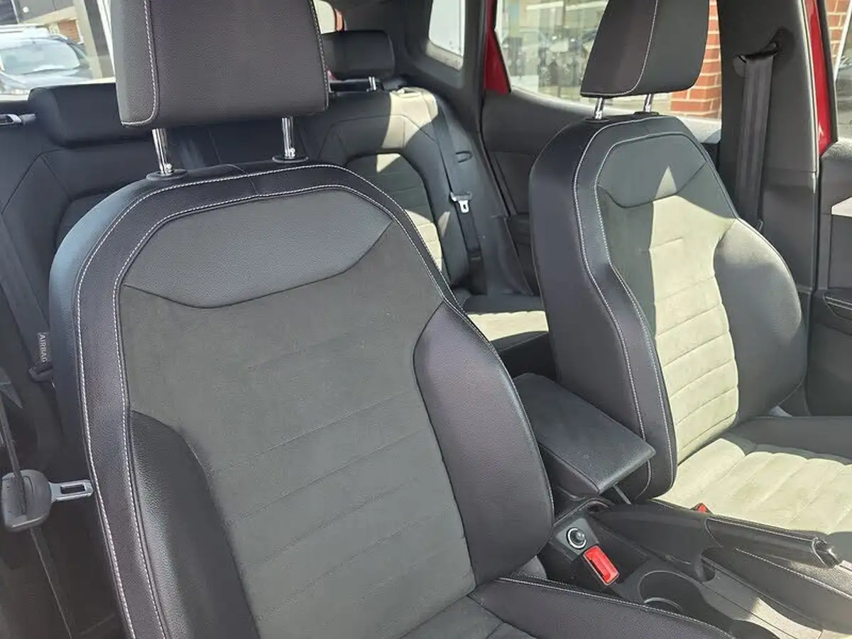 2020-seat-arona-10-tsi-xcellence-lux-115ps-dsg-big-17