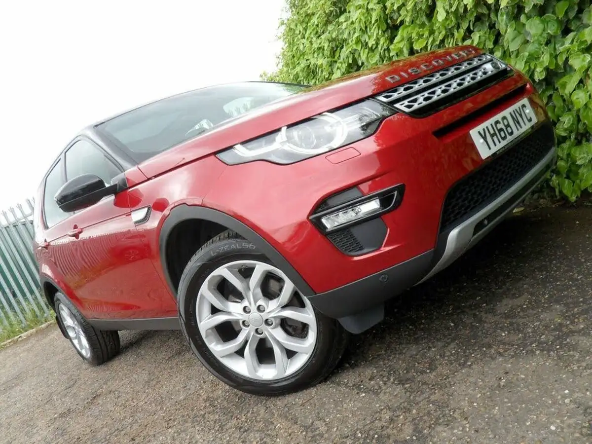 2018-land-rover-discovery-sport-20td4-hse-180ps-auto-big-0